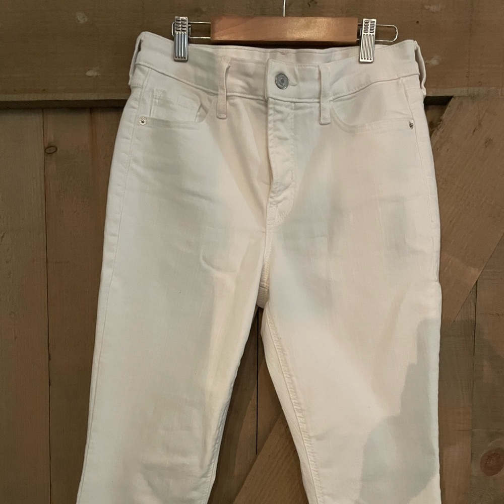 Old Navy High-Rise White Jeans